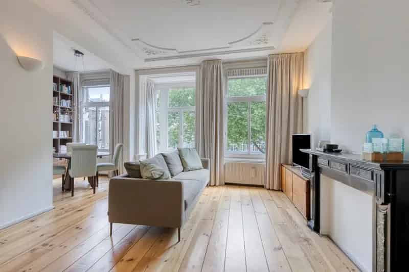Appartement Amsterdam Leidseplein gerenoveerd 2021