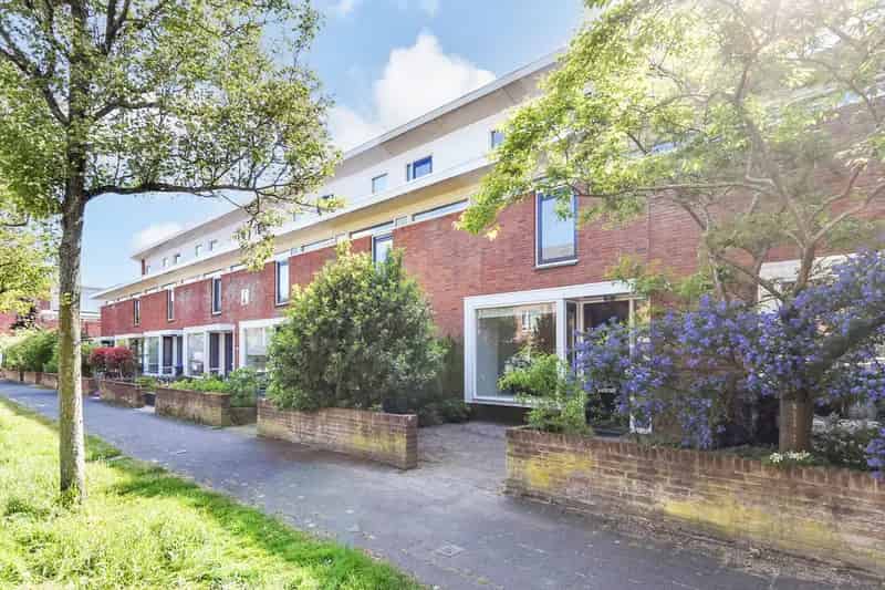 Huis Te Koop , 54, Lindberghlaan, Den Haag, Zuid-Holland