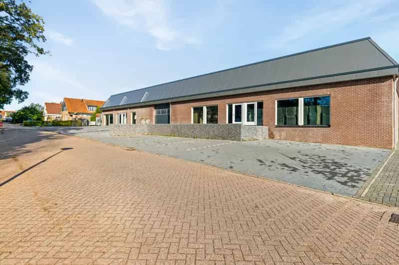 Bedrijfshal te Huur De Lutte 1059m2 Nabij A1