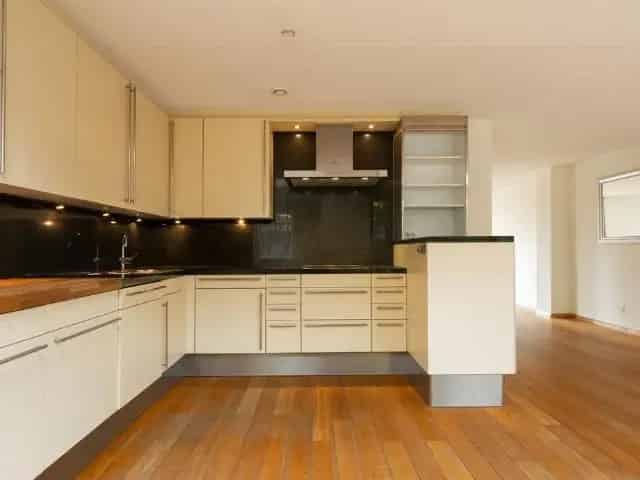 5 Slaapkamers 2 Onder 1 Kap Woning Den Haag Parkbuurt