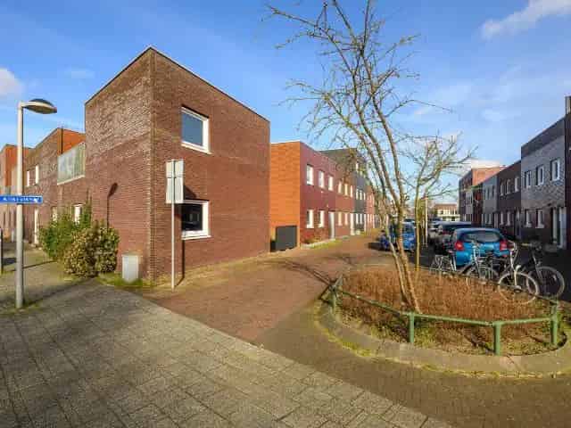 Ruime Hoekwoning Leidschenveen 3 slaapkamers 2 badkamers