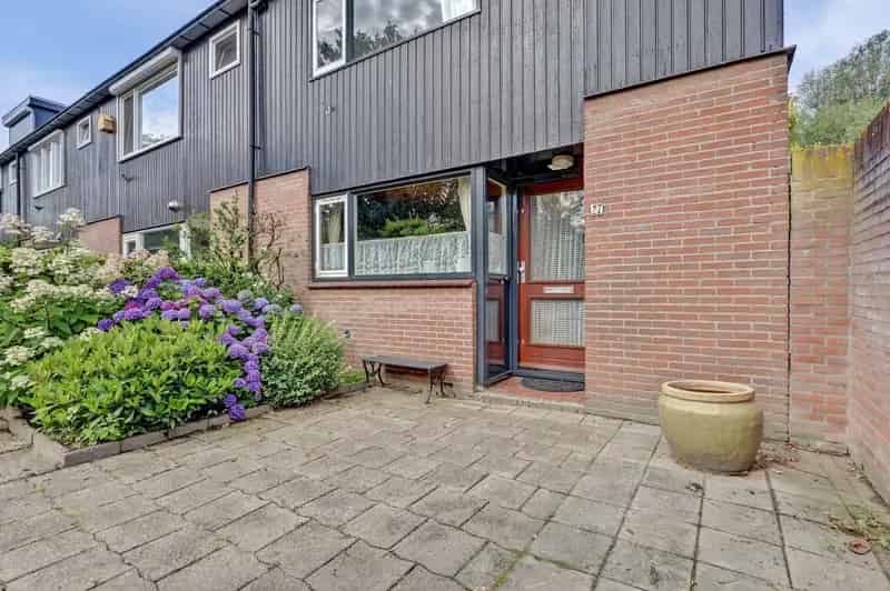 Ruime Eindwoning Rustenburg 3 slaapkamers Tuin
