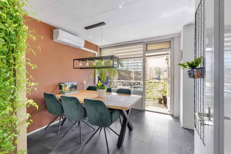 Ruim 5 Kamer Appartement Schiedam Zonnig Balkon