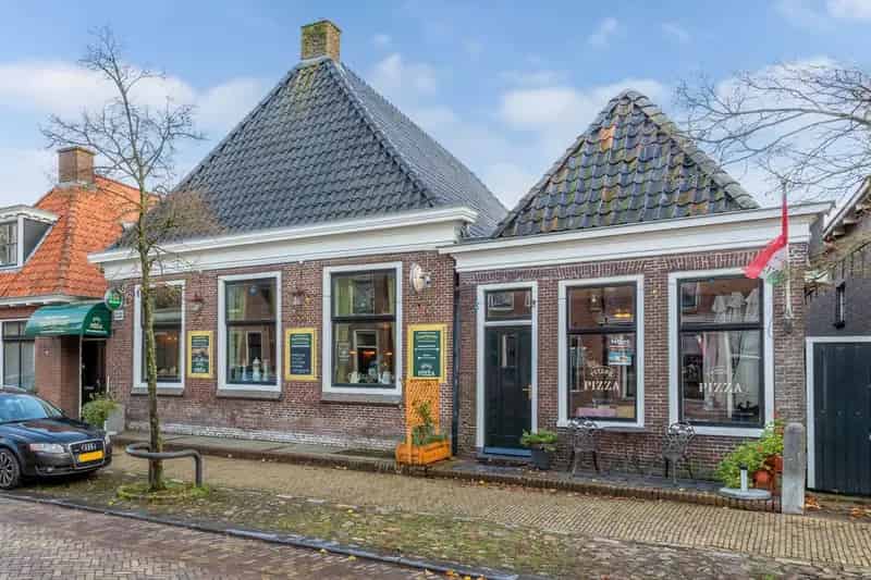 Horeca Workum: Grandcafe en Pizzeria te Koop