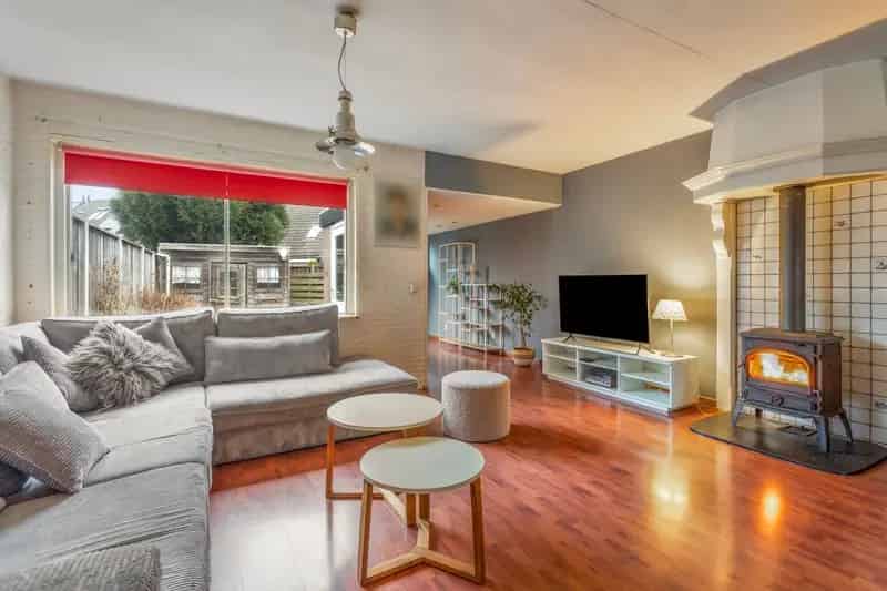 Huis te koop Arnhem De Laar Oost 4 slaapkamers renovatieproject