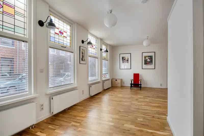 Appartement Schiedam: Geheel Gemoderniseerde Benedenwoning