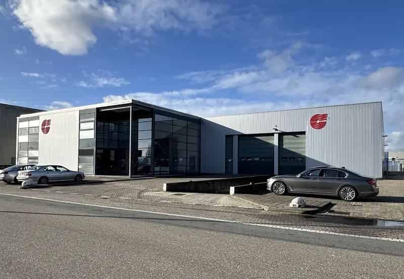 Bedrijfshal te Huur Bodegraven 2305m2 Kantoor Buitenterrein