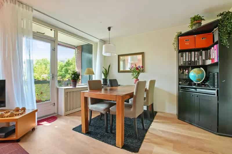 Amsterdam Oost Maisonnette 3 slaapkamers 90m2 Balkon Berging
