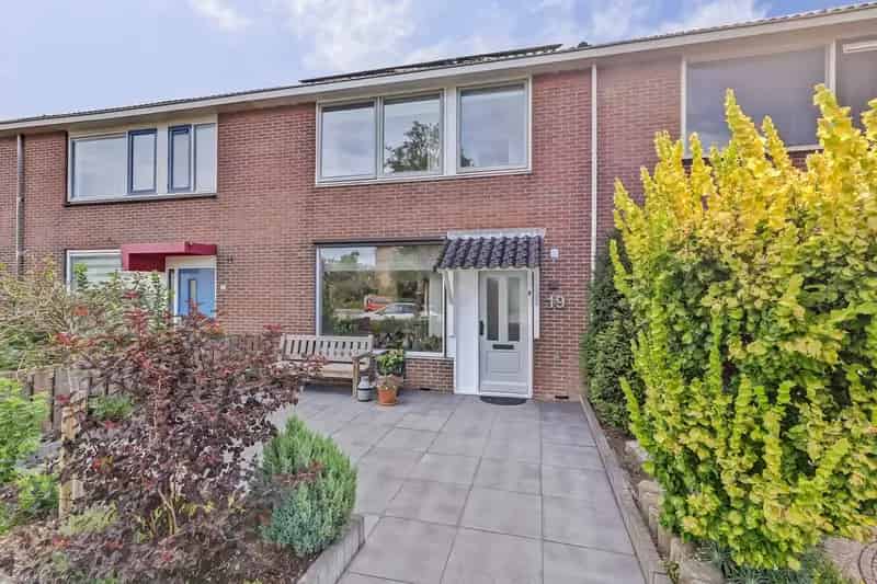 Huis te koop s Gravenzande 3 slaapkamers zonnige tuin