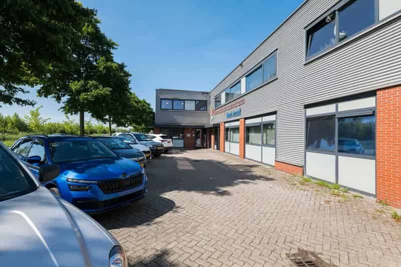 Kantoorruimte te Koop Nieuw Vennep 250m²