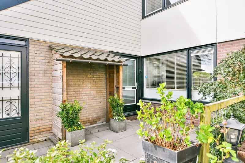 Huis te koop Hoofddorp 4 slaapkamers ruime tuin