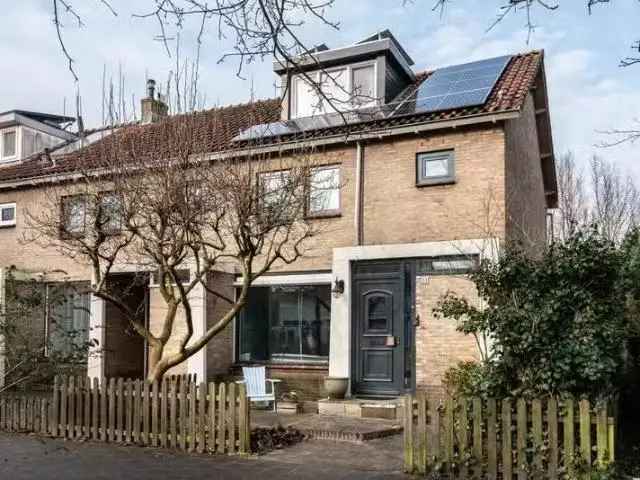 5 Kamer Eengezinswoning Diemen 118m2 Gerenoveerd