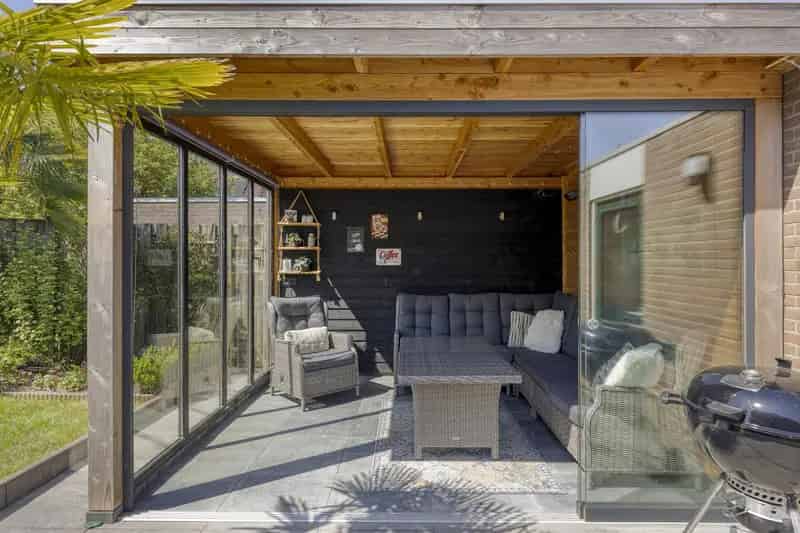 Moderne woning Sint-Maartensdijk 3 slaapkamers tuin garage