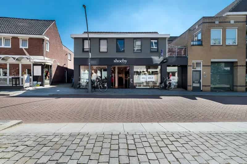 Belegging Rosmalen: Winkel en Woonruimte te Koop