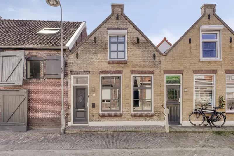 Instapklare Stadswoning Zierikzee - Karakteristiek en Modern