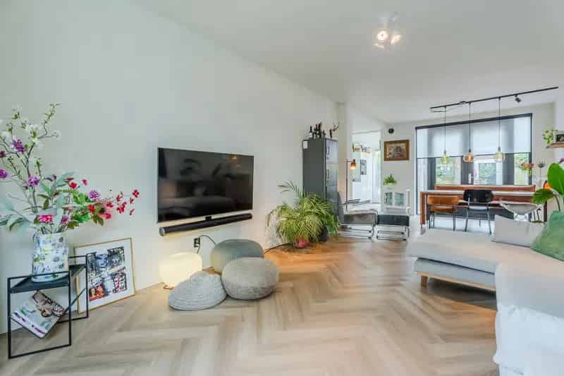 Huis te koop Hazenkamp Nijmegen 4 slaapkamers moderne keuken