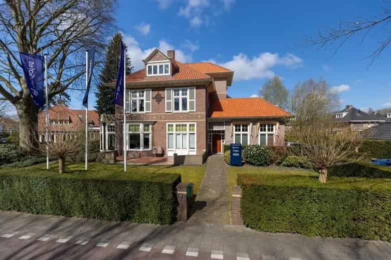 35 m2 Kantoorruimte te Huur Bussum - All Inclusive