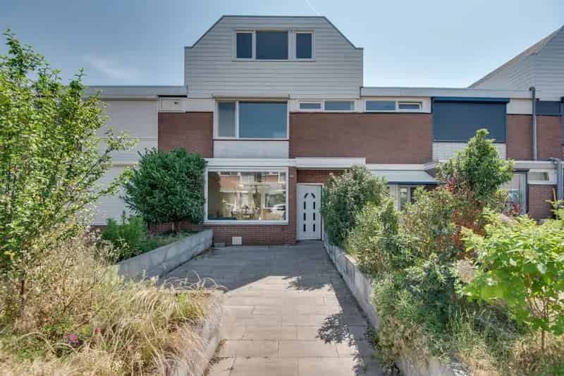 Huis te koop Rosmalen Hintham Zuid 4 slaapkamers moderne badkamer