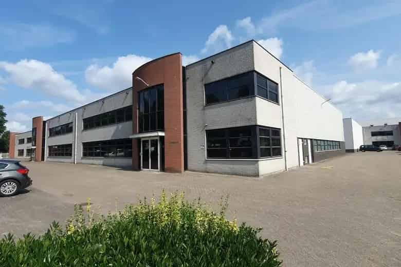 172 - 801 m2 bedrijfsruimte te huur in Helmond