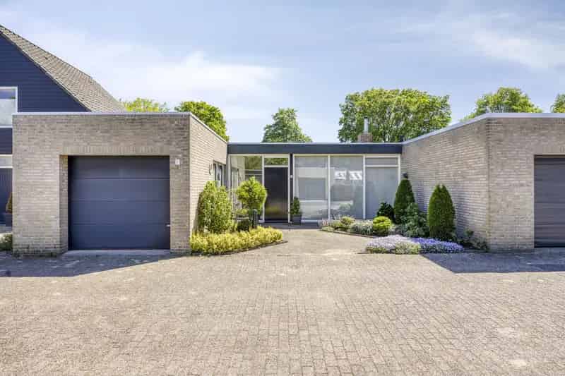 Gelijkvloerse Bungalow Oss 3 slaapkamers Tuin Sauna