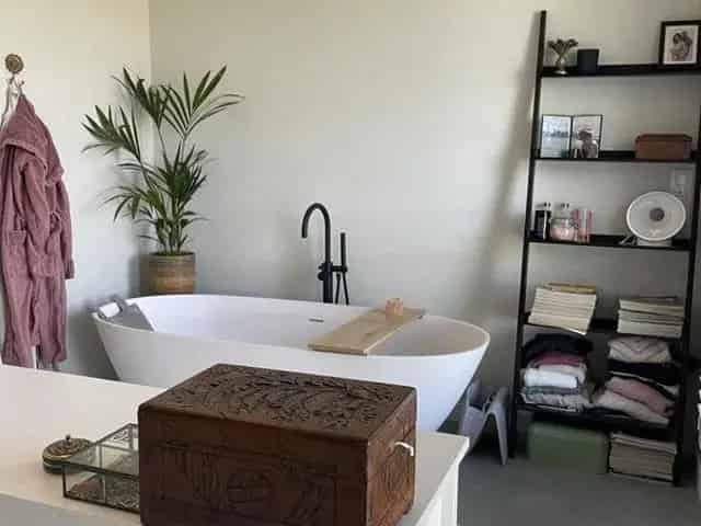 Te Huur: Gemeubileerde Tussenwoning Den Haag Nabij Voorburg