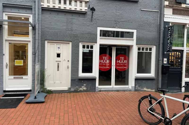 Winkel te huur Bussum Nassaustraat 137m²