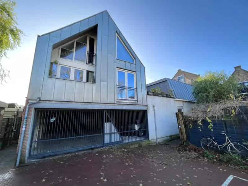 Ruime Opslagruimte 126m2 Centrum Gouda