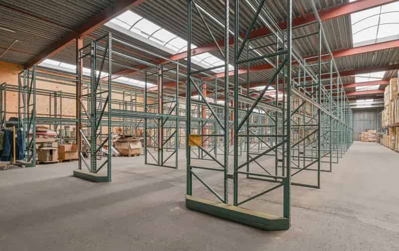 Bedrijfspand huren Steenwijk 6775m²