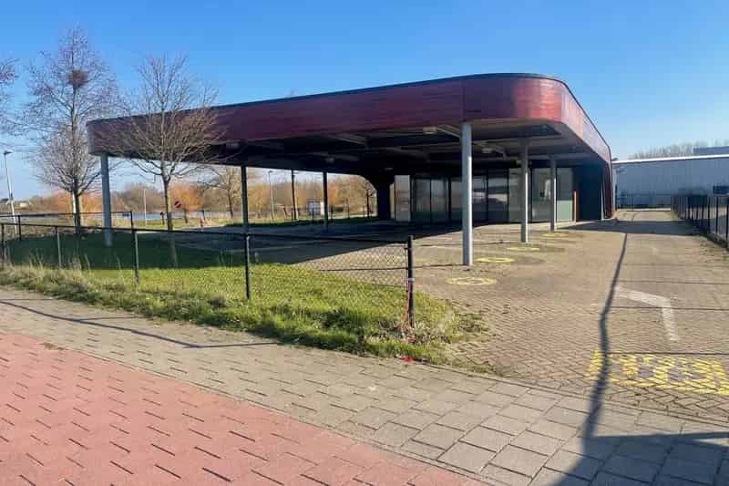 Bedrijfshal Oostzaan te huur 383m²