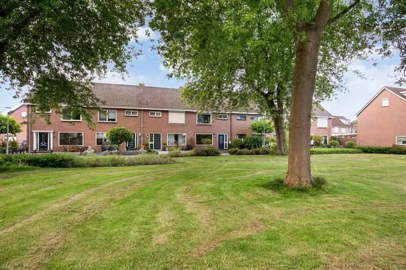 Huis te koop Volendam 5 slaapkamers grote tuin