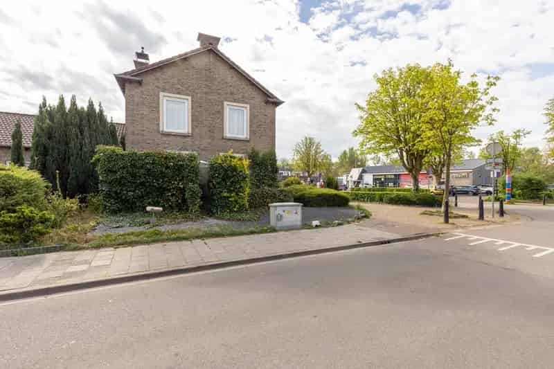Ruime bovenwoning Schinnen 3 slaapkamers 2 balkons