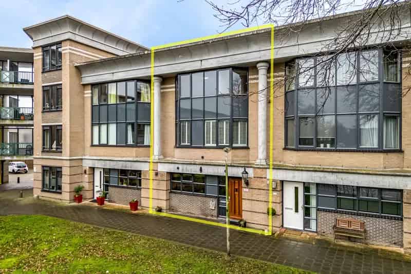 Moderne Gezinswoning Leiderdorp 4 slaapkamers Tuin Berging