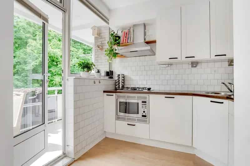 Gerenoveerd 4-kamerappartement Diemen
