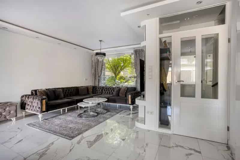 Huis te koop: Botterlaan 17 1503 JX Zaandam 