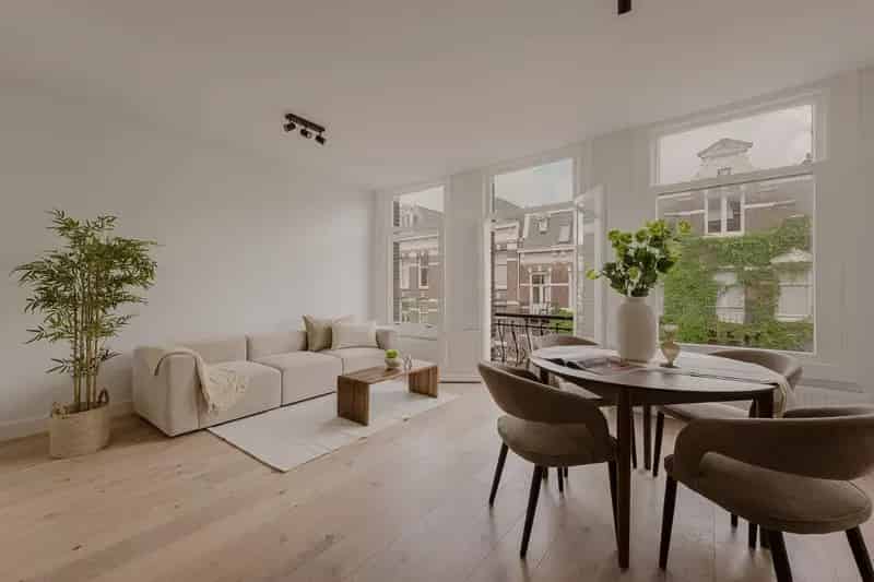 Appartement te koop: Gerenoveerd 3-kamer appartement Oud-West