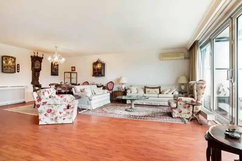 Appartement te koop Rotterdam Hillegersberg: begane grond met tuin en parkeerplaats