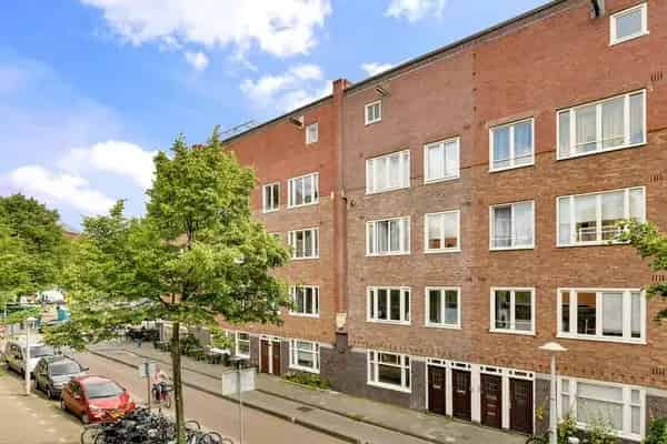 Ruime 6-kamer benedenwoning Amsterdam Bos en Lommer