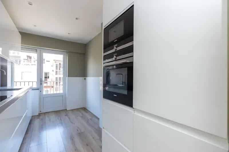 5-kamer Appartement Rotterdam  Recent gerenoveerd 4 slaapkamers