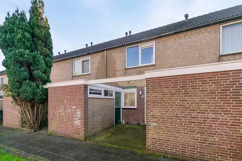 Ruime Eengezinswoning Zaandam Peldersveld 3 slaapkamers Grote Zolder