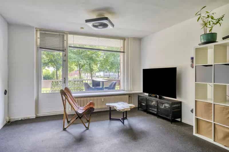 Appartement te koop Oss: Licht 2-kamer appartement met balkon