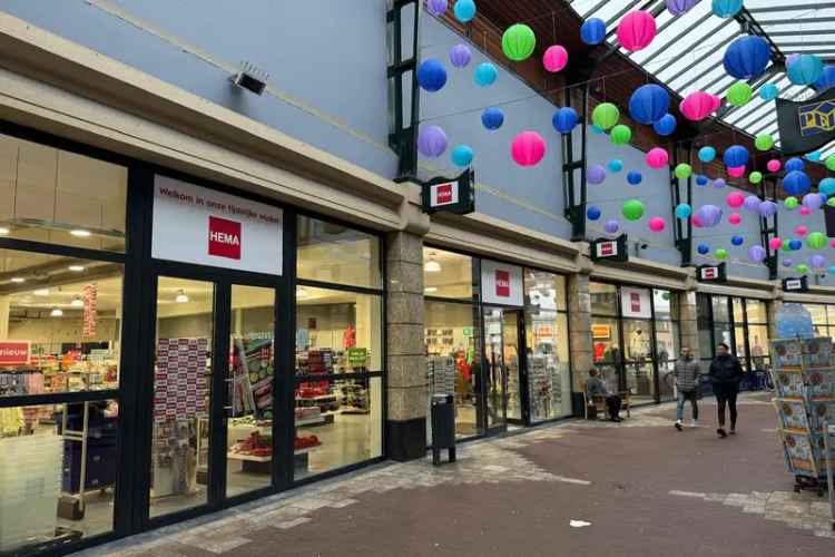 Winkel Valkenswaard | Zoek winkels te huur: De Kerverij 13-15 5554 CM Valkenswaard [funda in business]