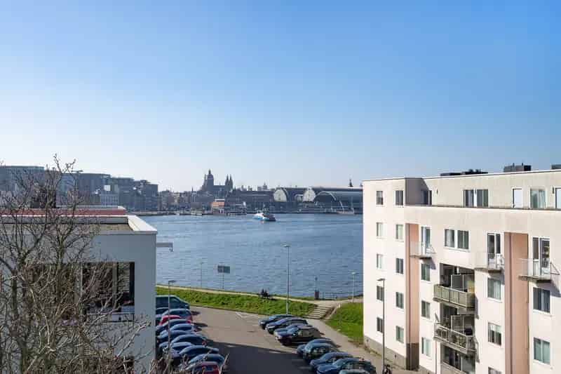 Sfeervol appartement Amsterdam Noord 62m2 balkon dakterras
