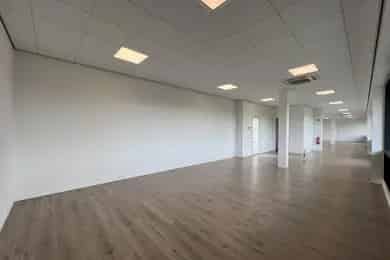 83m2 Kantoorruimte te Huur Zwijndrecht A16 A15