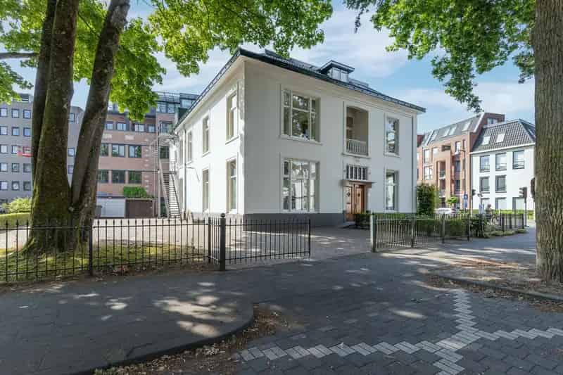 Kantoorruimte te Huur Apeldoorn Centrum - Statige Villa