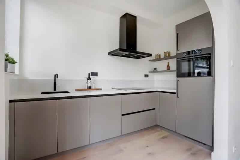 Gerenoveerde Benedenwoning Rotterdam Nieuwe Westen 117m2 2 slaapkamers