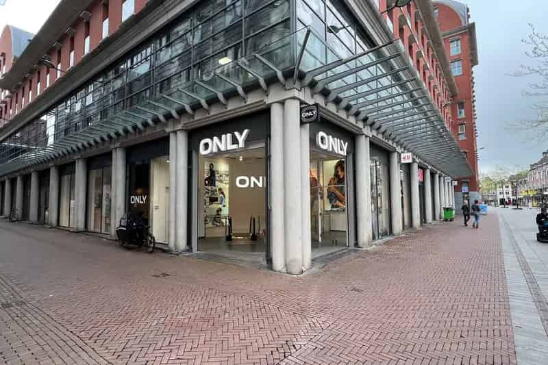 Winkelruimte te Huur Dordrecht Centrum 731m2