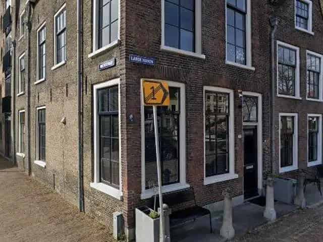 Huurwoning Schiedam Lange Haven: Modern 3-kamer Grachtenpand
