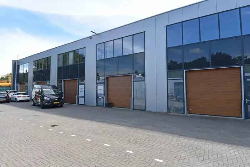 Bedrijfshal te Koop Epe Moderne Multifunctionele Unit