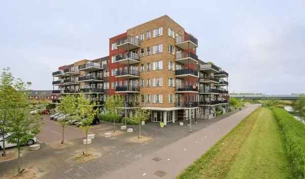 Woning Te Huur in Almere, Flevoland