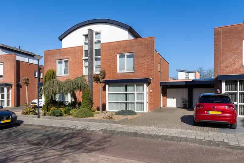 Moderne 2-onder-1-kapwoning Waalwijk  4 slaapkamers  Energielabel B